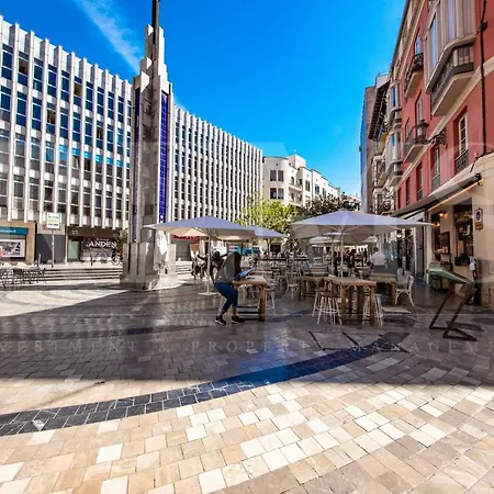 Uncibay Deluxe Málaga